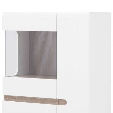 LYNATET 32 vitrína